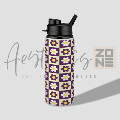 Bloom in Every Sip – Daisy Floral Bottle