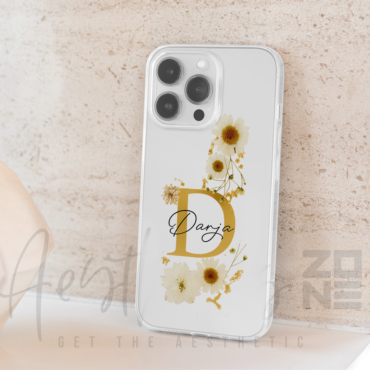 Bloom in Style — Custom Name Daisy Floral Case